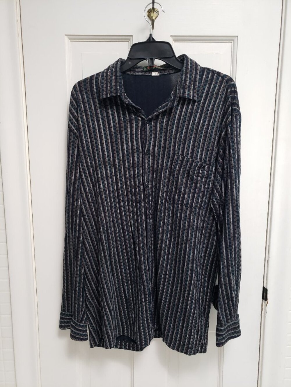 Hilton Mens XL Striped Long Sleeve Button Up Shirt Vintage Style